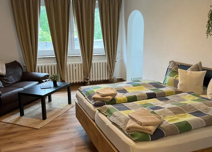 & Zur Linde Отель 3*