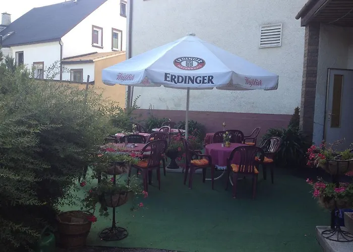 Отель & Zur Linde